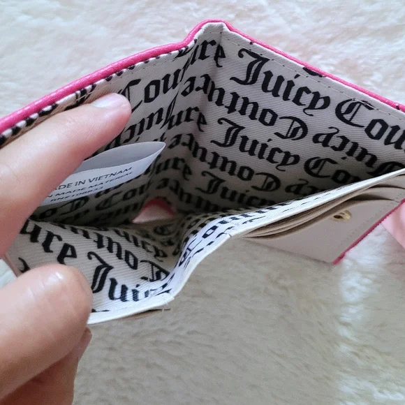 Juicy🍊 Couture "Can't Tame Her" Bifold✌️ Wallet With Pullout Card💳 Holder - Picture 7 of 16